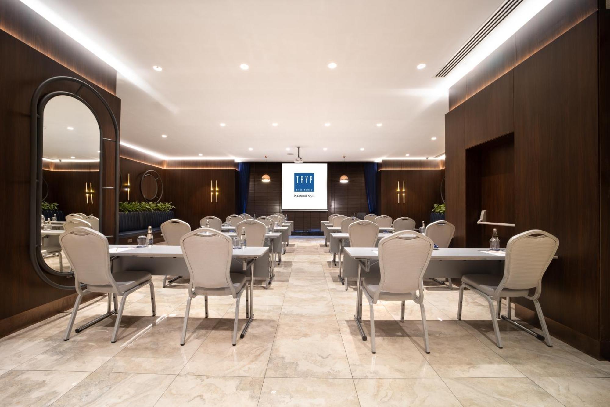 Tryp By Wyndham Istanbul Sisli Hotel Екстер'єр фото